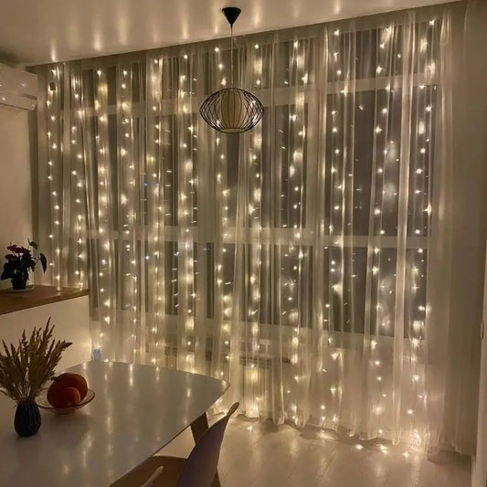 Luces Cálidas LED Tipo Cascada 3x2metros – Enciende la Magia navideña en tu hogar ✨